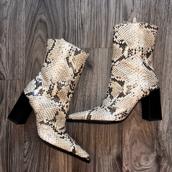 Shutz RAFFAELA BOOTI Size 6.5 - Picture 2 of 8